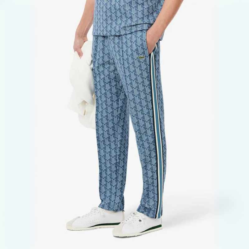 FELPA + PANTALONI IN OMAGGIO