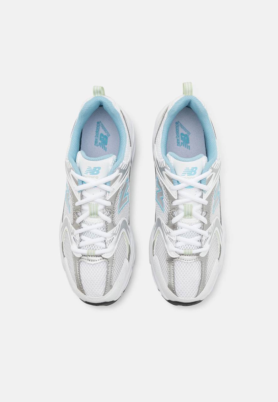 Sneaker 530