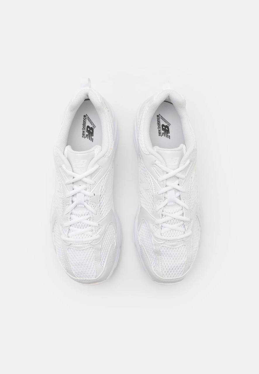 Sneaker 530
