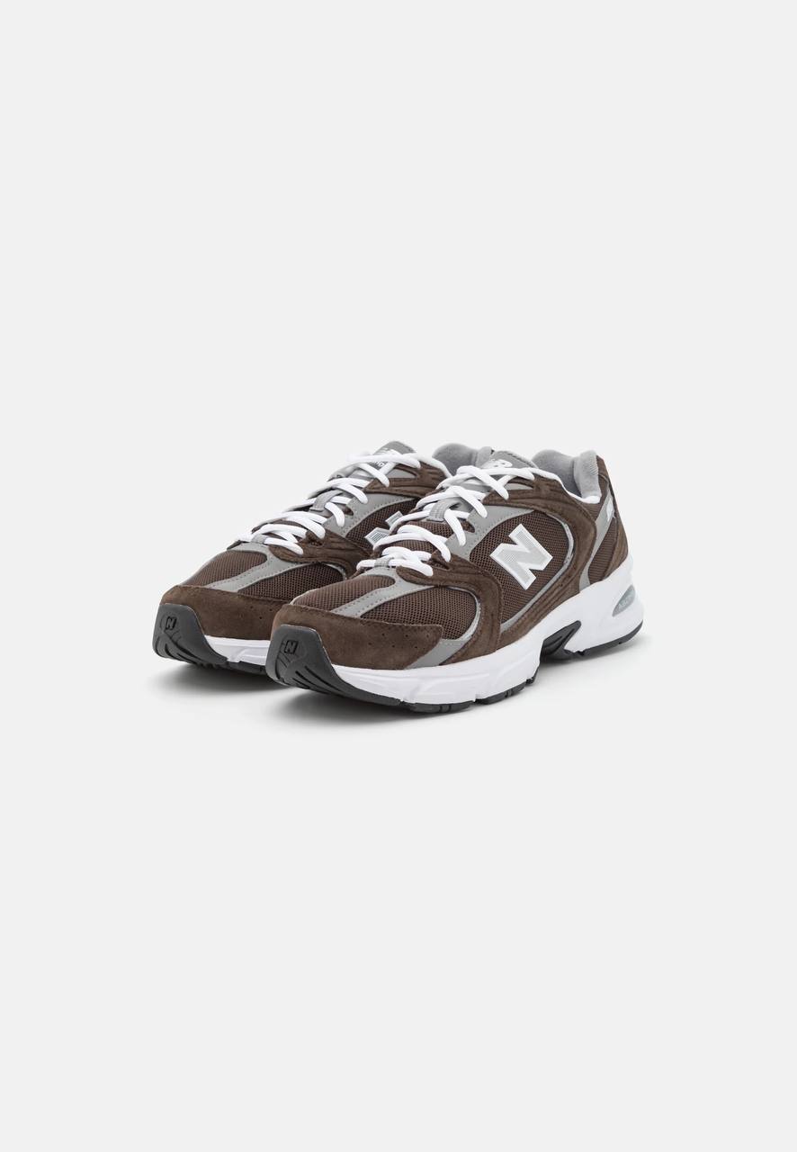 Sneaker 530