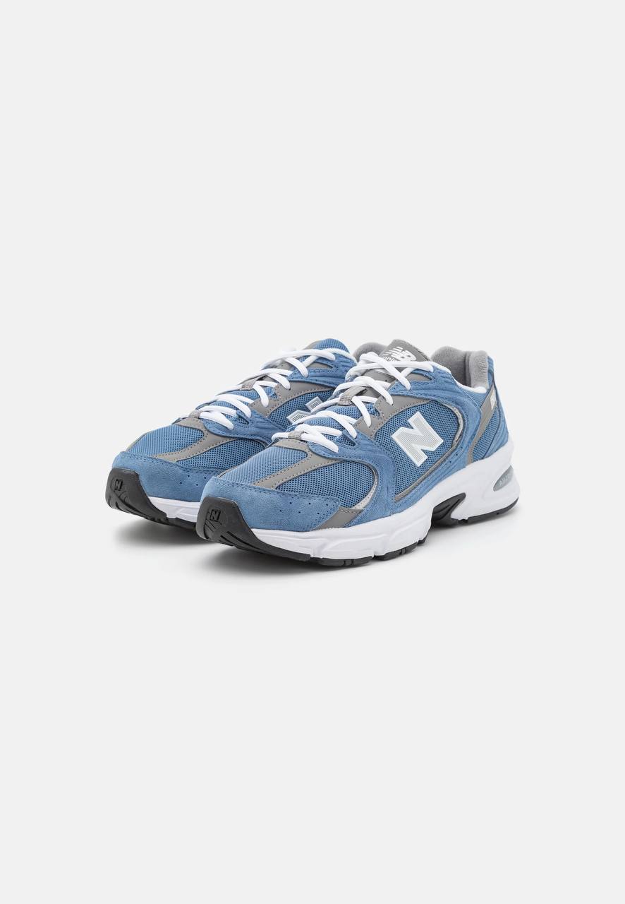 Sneaker 530