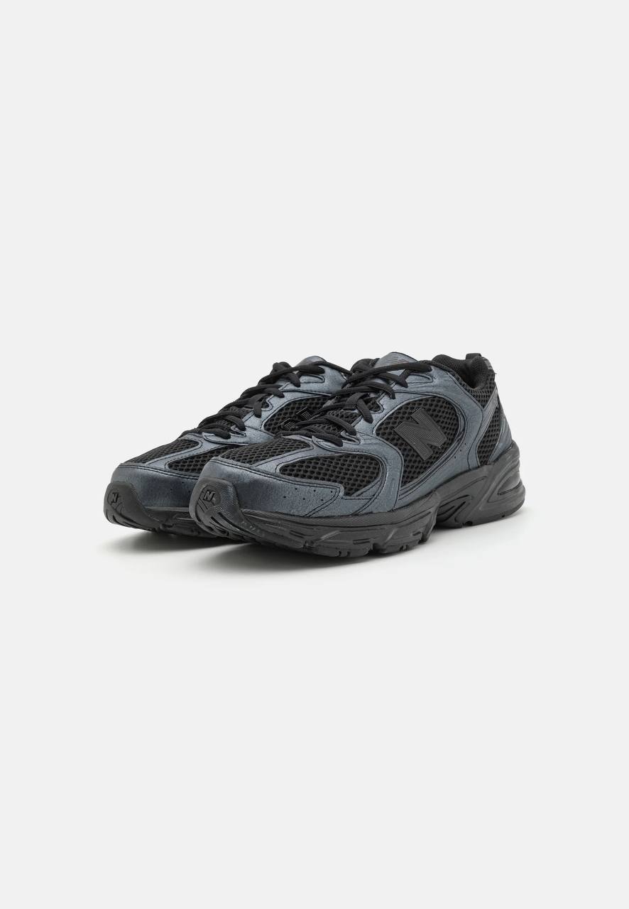 Sneaker 530