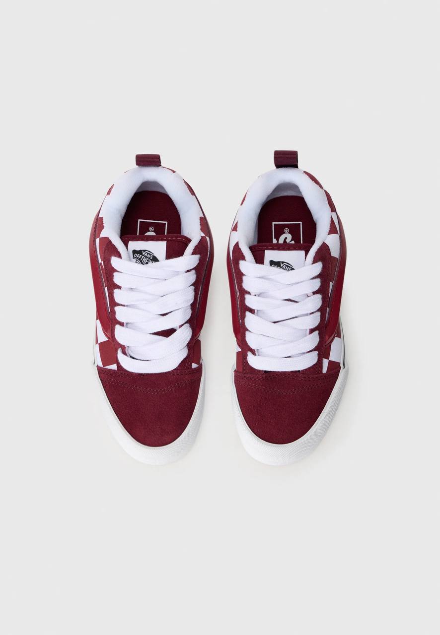 Sneaker Knu Skool