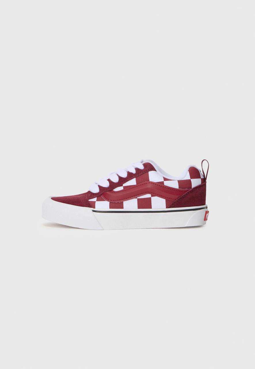 Sneaker Knu Skool
