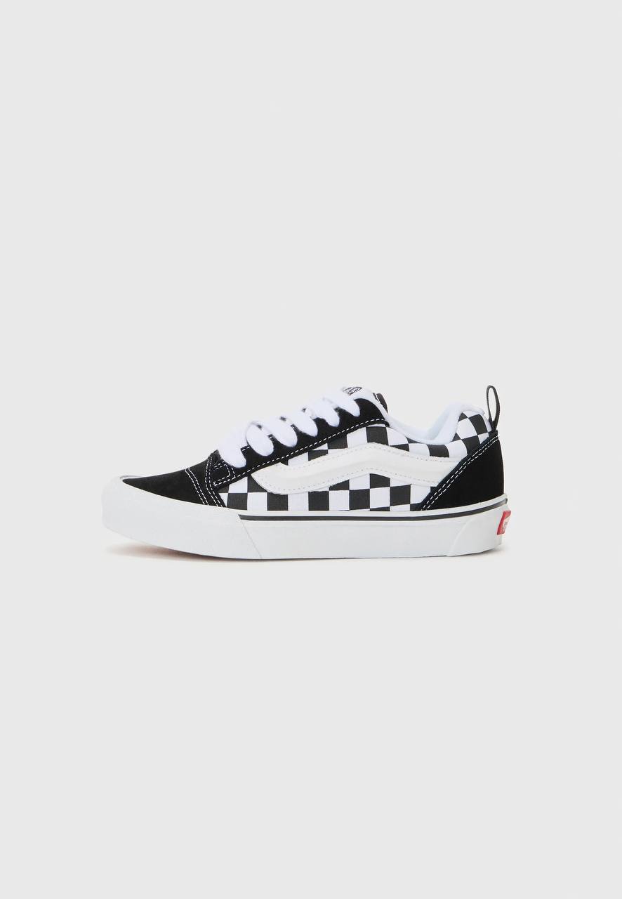 Sneaker Knu Skool