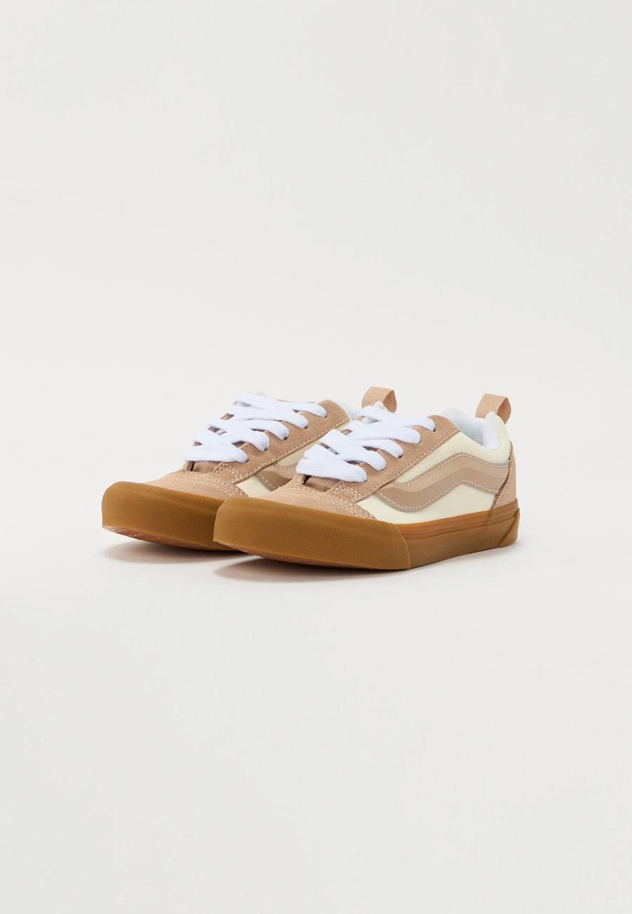 Sneaker Knu Skool