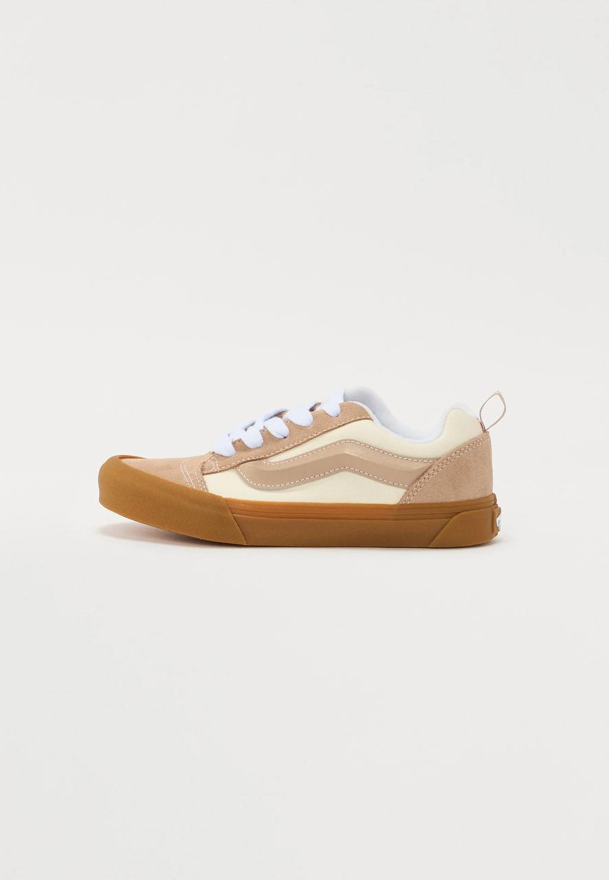 Sneaker Knu Skool