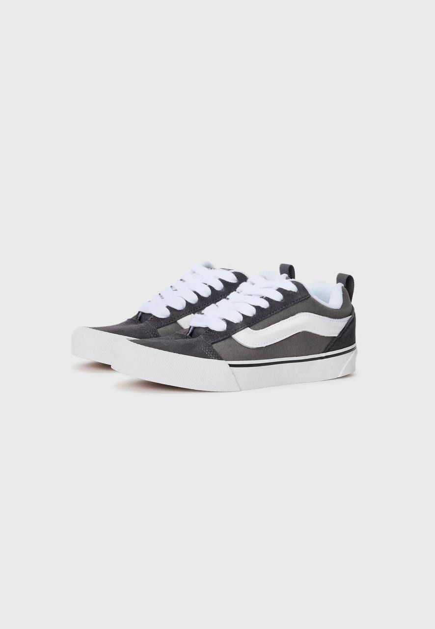 Sneaker Knu Skool