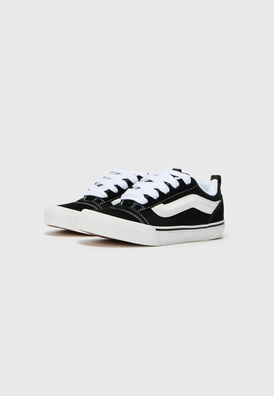 Sneaker Knu Skool