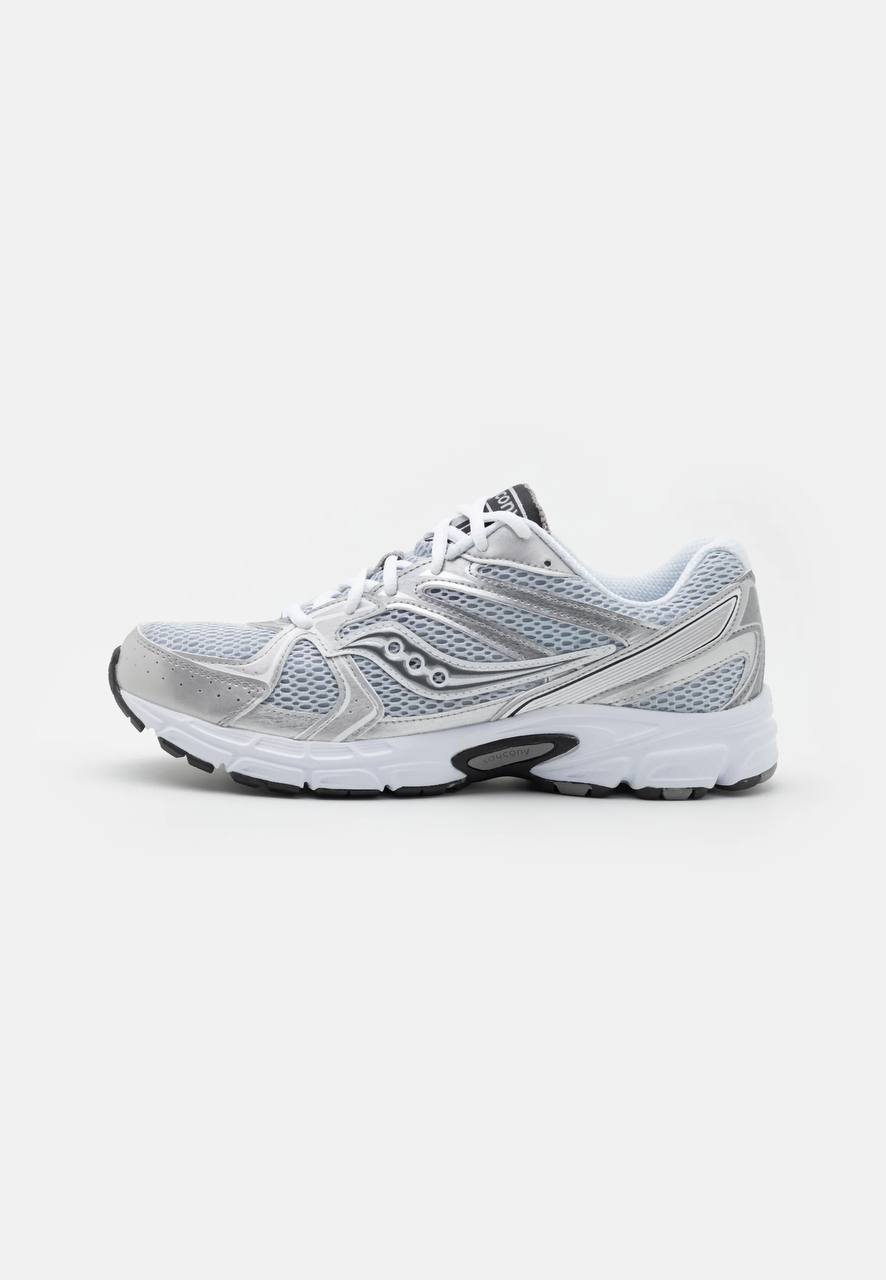 Sneaker Omni 9