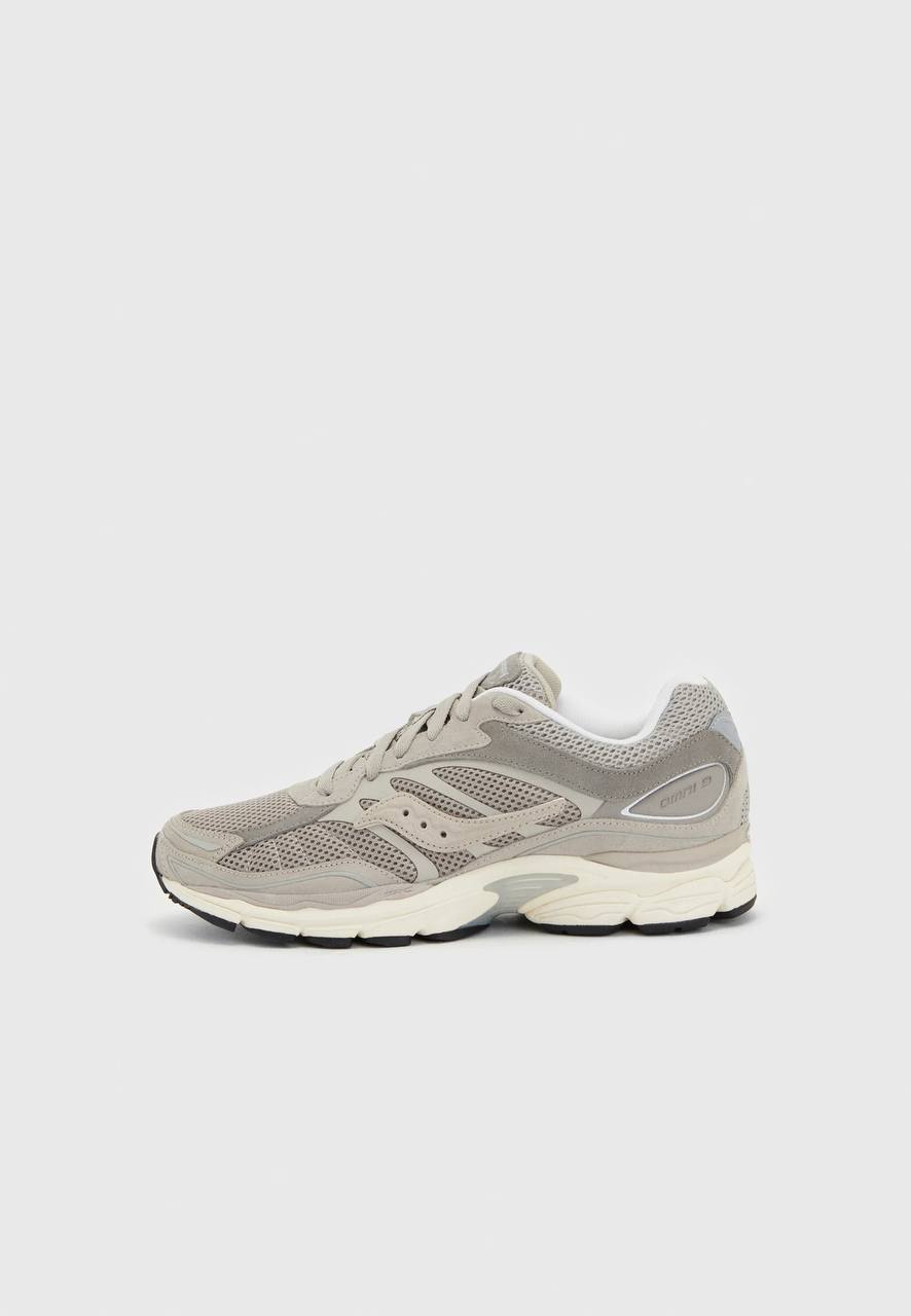 Sneaker Omni 9