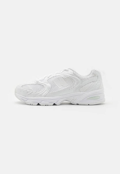 Sneaker 530