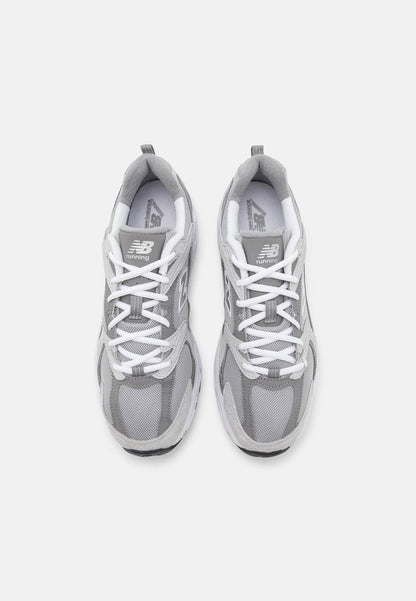 Sneaker 530