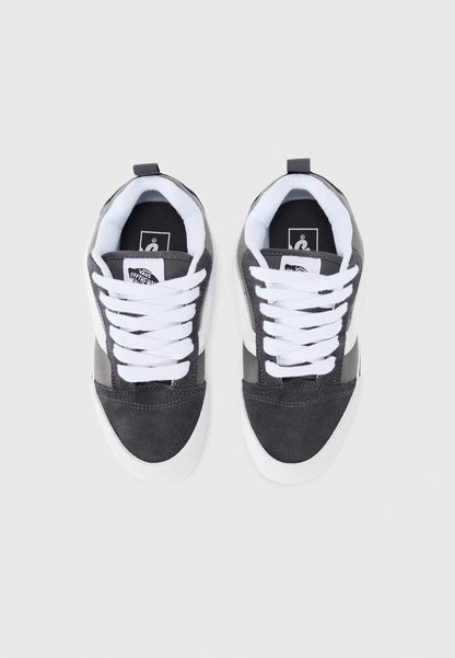 Sneaker Knu Skool