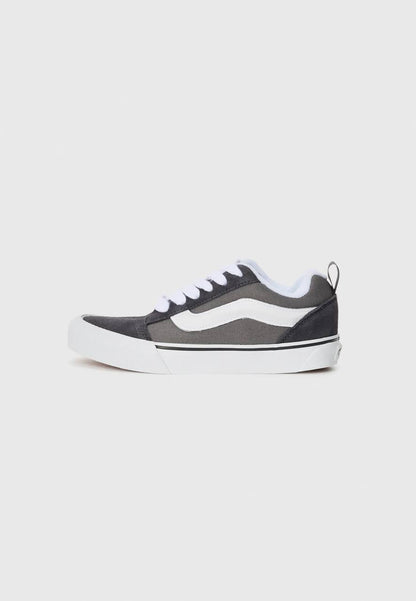 Sneaker Knu Skool