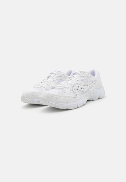 Sneaker Omni 9