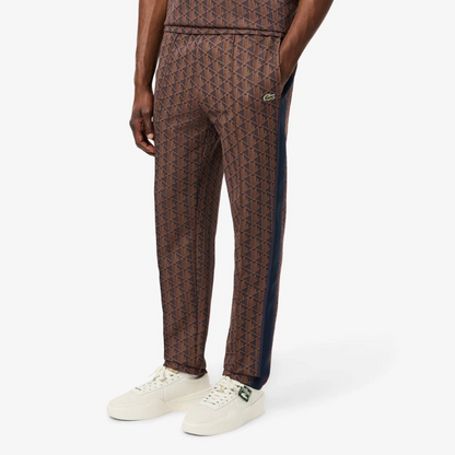 FELPA + PANTALONI IN OMAGGIO